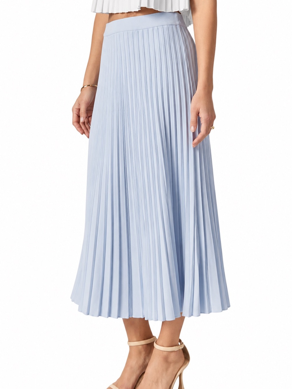 English Factory Pleated Midi Skirt in Light Blue Women’s Sz Medium Elegant Flowy